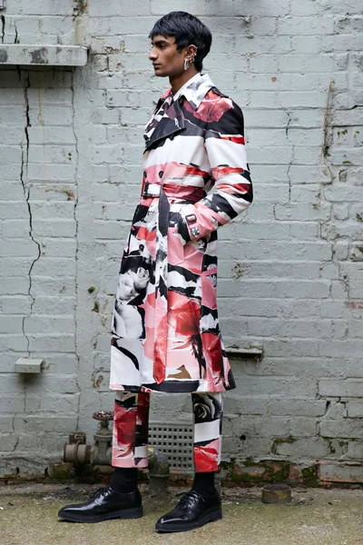 Look 23